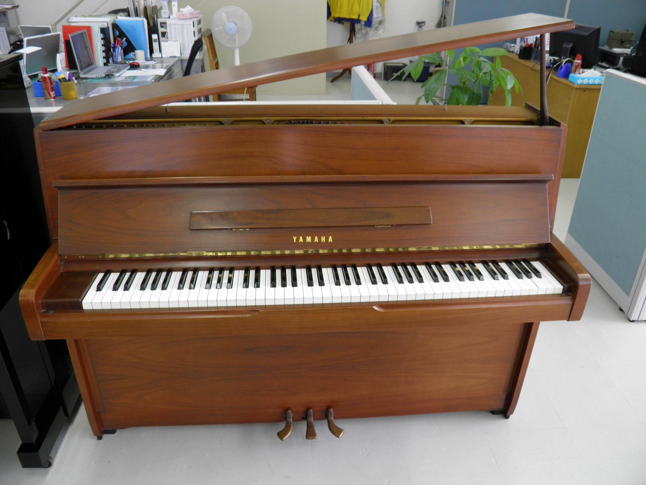 ヤマハ　M1 【倉庫在庫・現状品ピアノ～未整備現状渡し】YAMAHA YAMAHA MONTAGE M6 61鍵盤 ワークステーション シンセサイザー