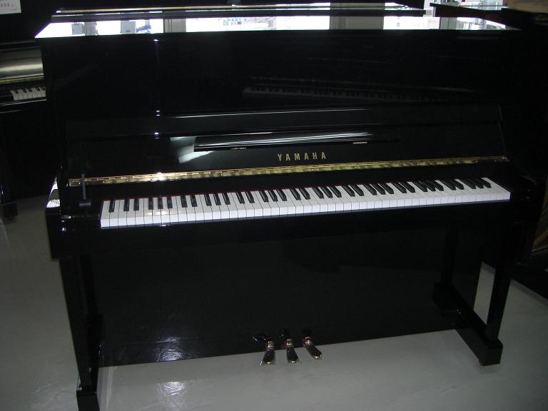 YAMAHAピアノYM5